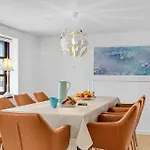 度假居 2 Bedroom Beautiful In 洛肯
