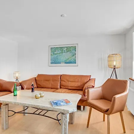 2 Bedroom Beautiful In Semesterbostad Løkken